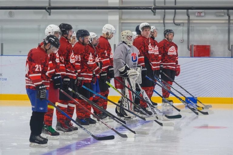16 марта ХК «Трехгорный» и ХК «Вагоностроитель» проведут товарищескую встречу