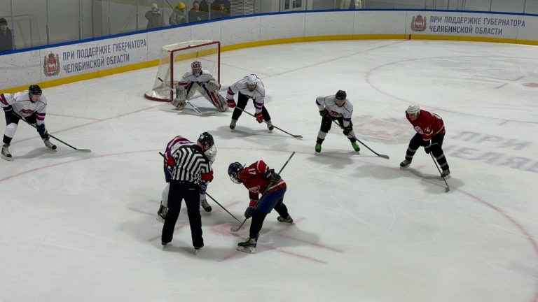 ХК «Трехгорный» опередил ХК «Союз» на Кубке УКВЗ